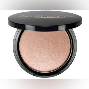 Aesthetica - starlight highlighter in cosmos (rose gold)